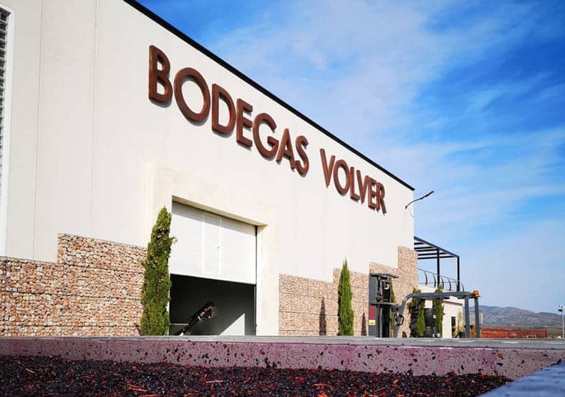 Inngangen til vingården Bodegas Volver i Pinoso (Alicante)