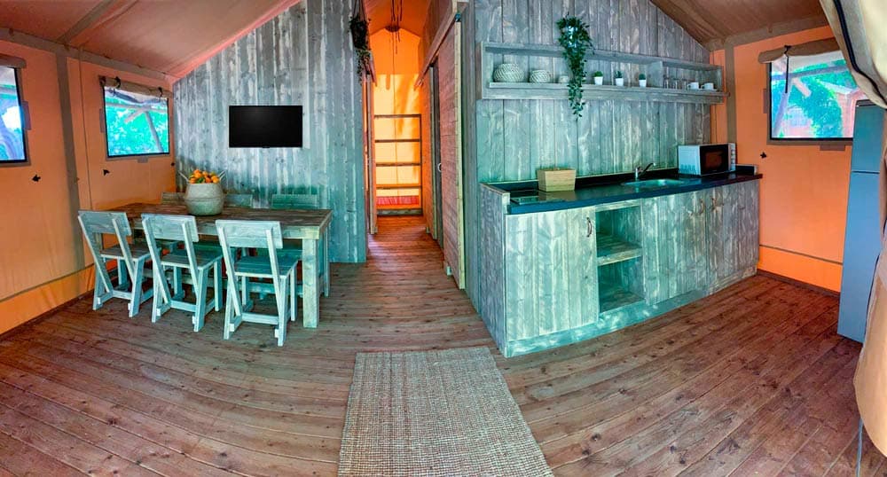 Karibu XL: panoramic living room