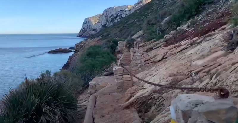 Percorso dell'immagine da les rotes a cova tallà