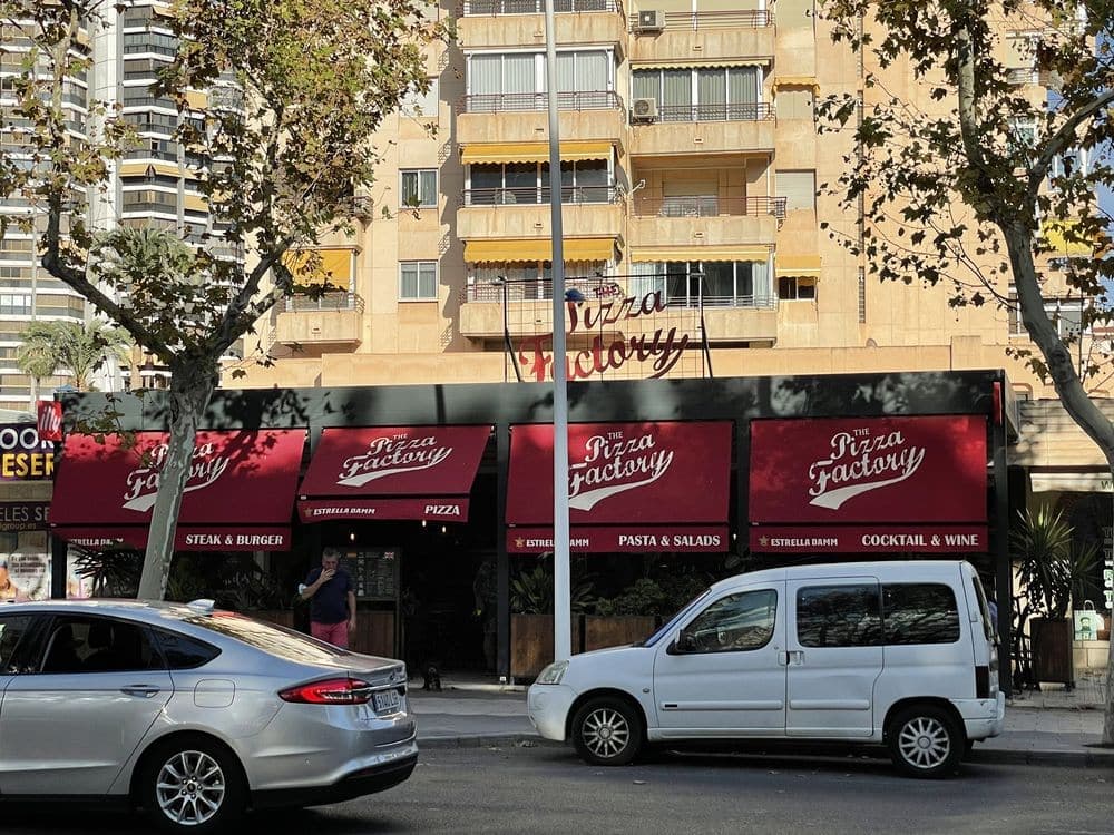 Pizza factory en benidorm