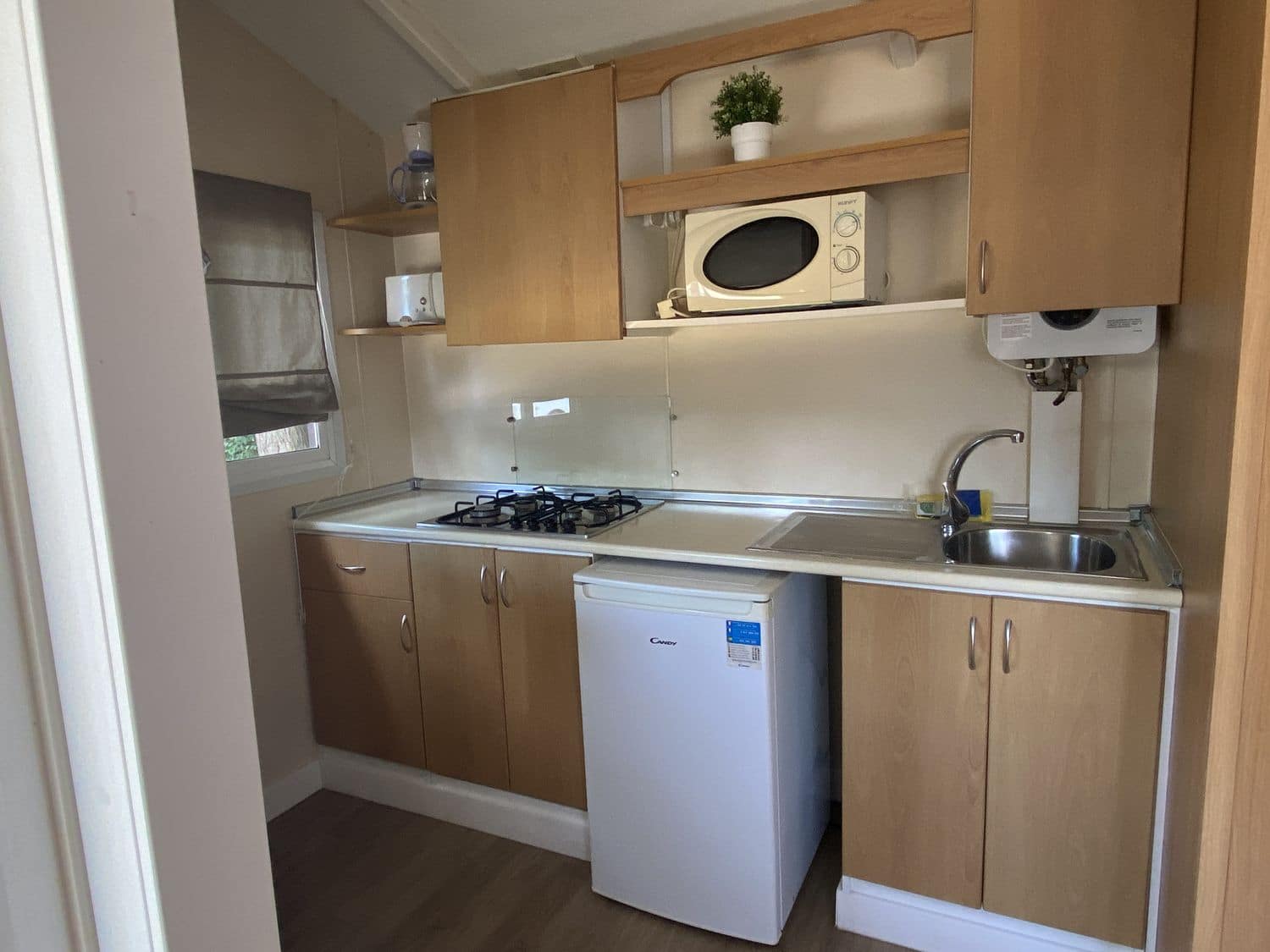 Pet-friendly bungalow: kitchen