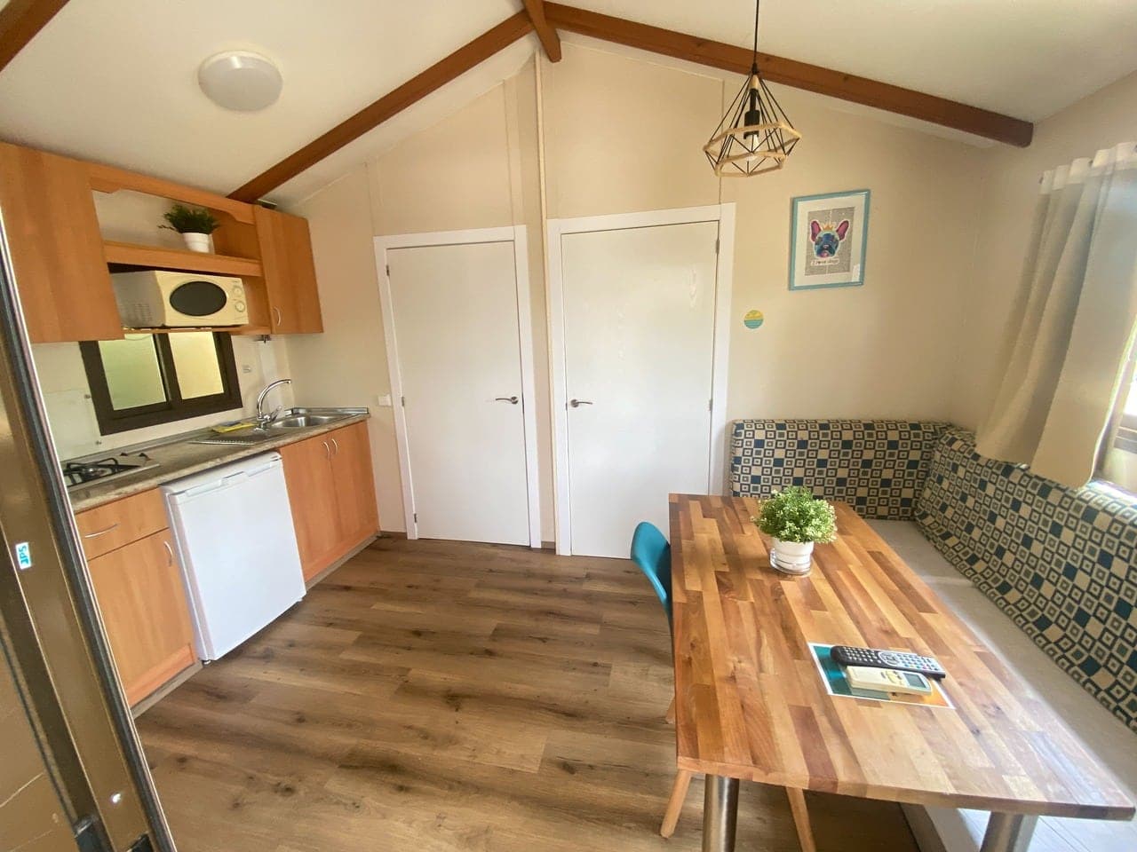 Adapted bungalow: living room