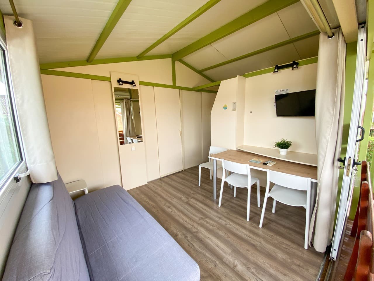 Bungalow Morea: salon