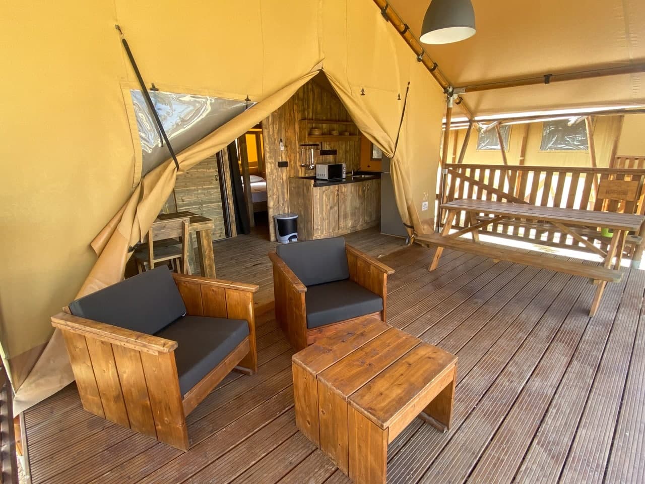 Karibu: terrace