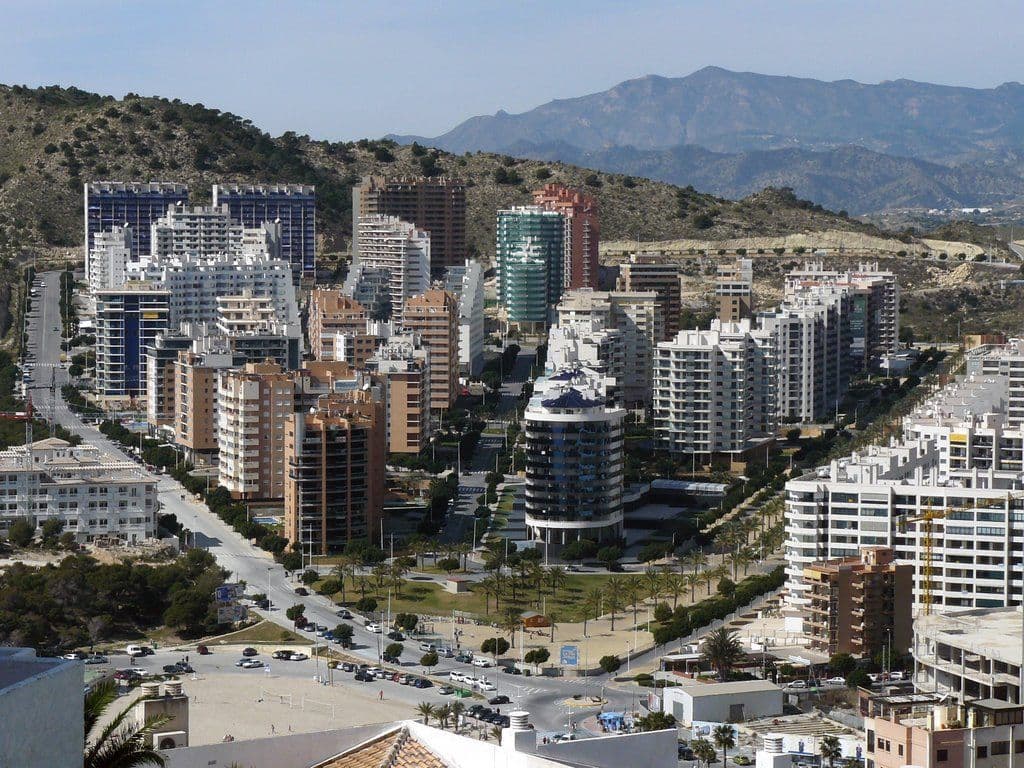 Vista aerea di cala de finestrat