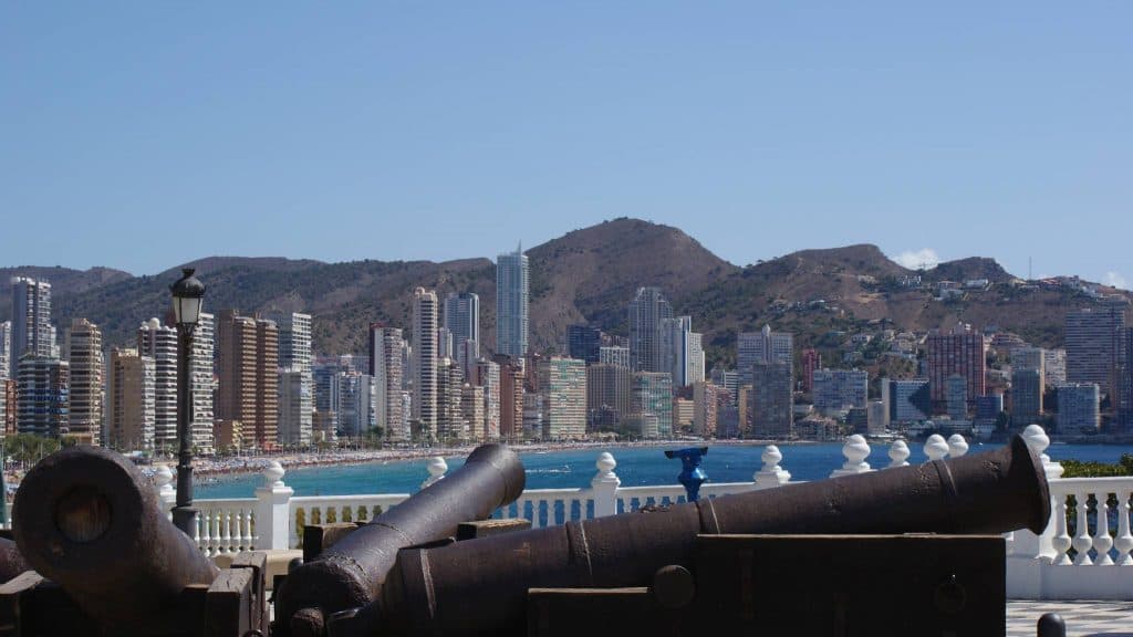 Canones en la plaza castillo de benidorm