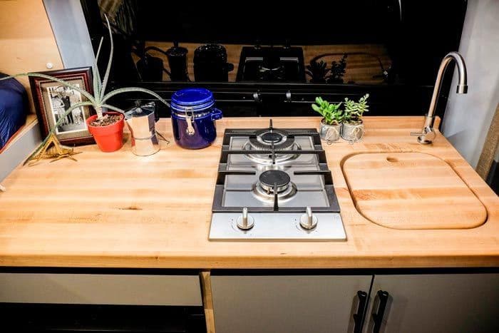 Sink and stove module for renovated caravan or camper