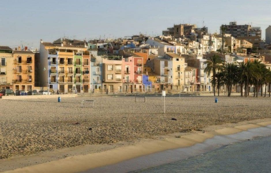 Die Costera-Uferpromenade in Villajoyosa