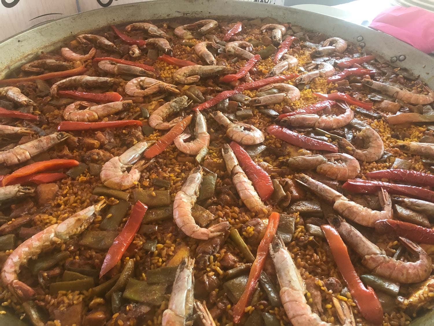 Meeresfrüchte-Paella im Restaurant Armanello, Benidorm