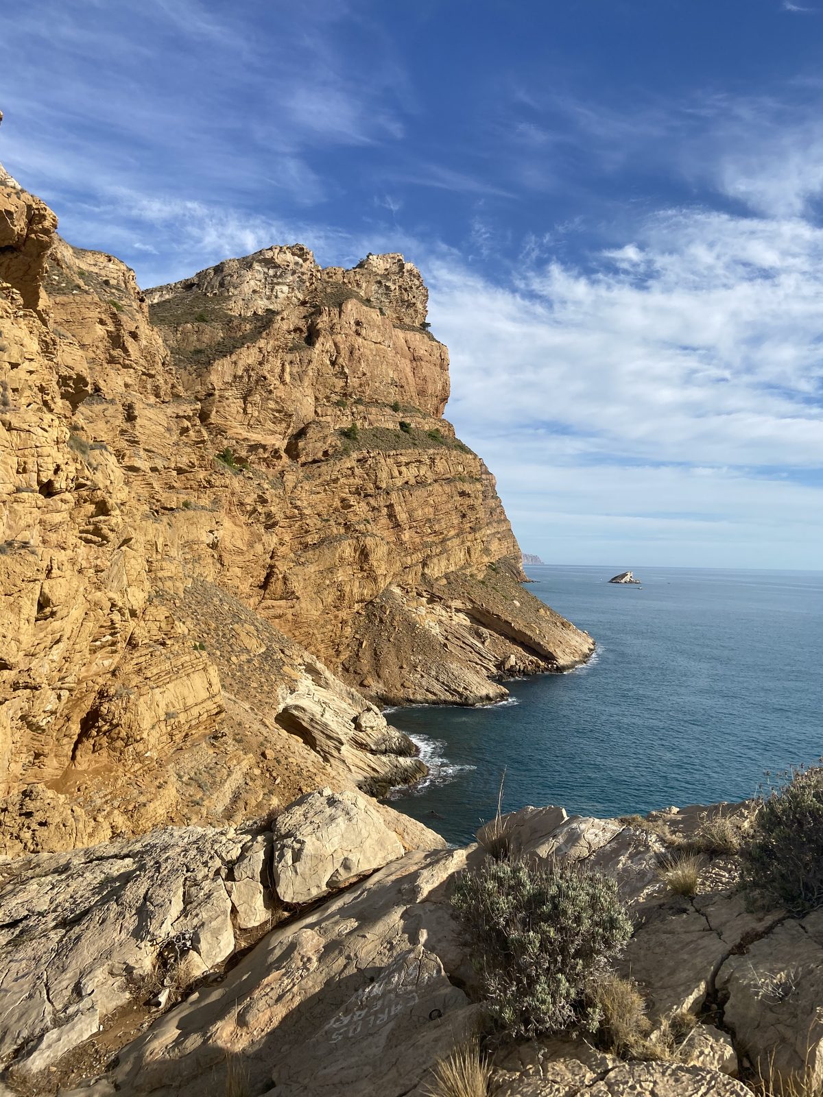 Vistas de senderismo en la Serra Gelada