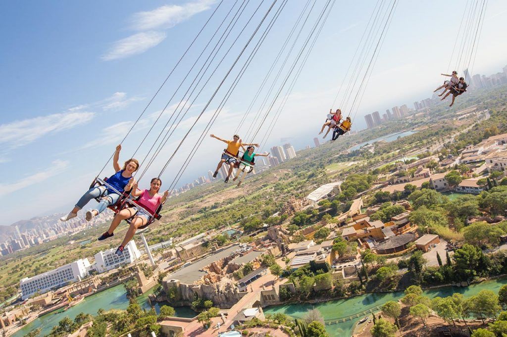 Atracciones terra mitica tornado 03