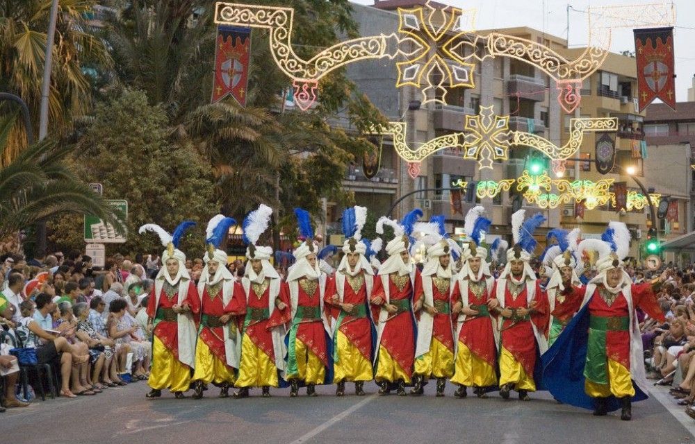 Villajoyosa moren en christenen parade