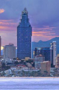 Gran hotel bali à benidorm, le plus haut gratte-ciel d'europe