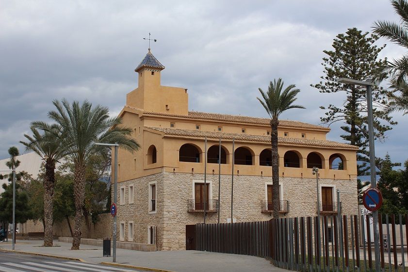 La barbera del aragones gård i vila joiosa