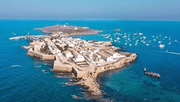 12 Incredible Towns On The Costa Blanca Of Alicante Island of tabarca
