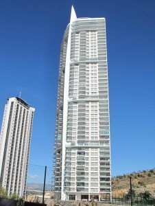 Torre lugano de benidorm, third tallest skyscraper in benidorm