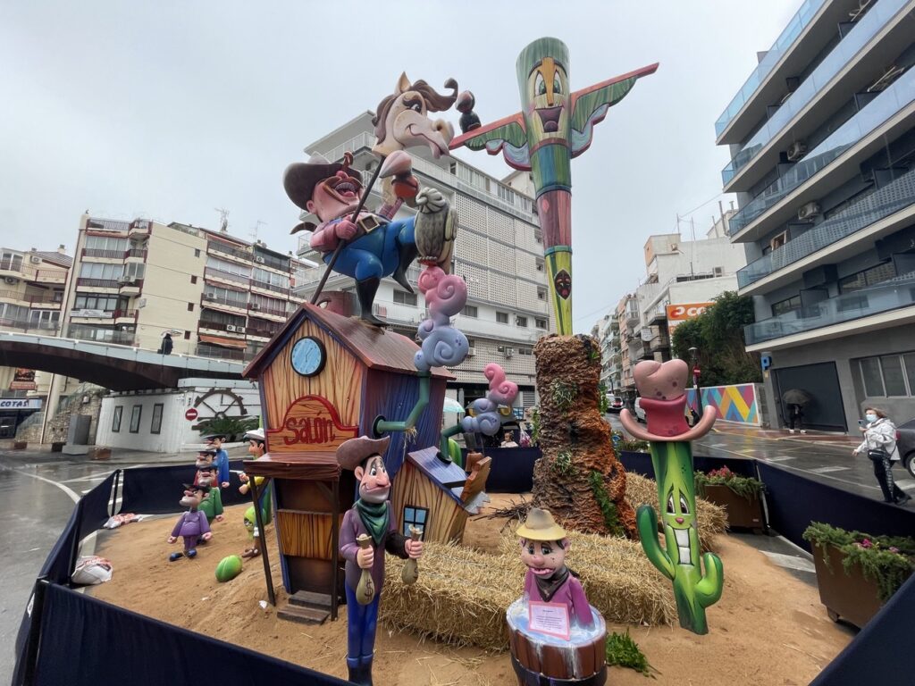 Fallas De Benidorm: Necesitas Esta Guía De La Fiesta Valenciana Fallas de benidorm