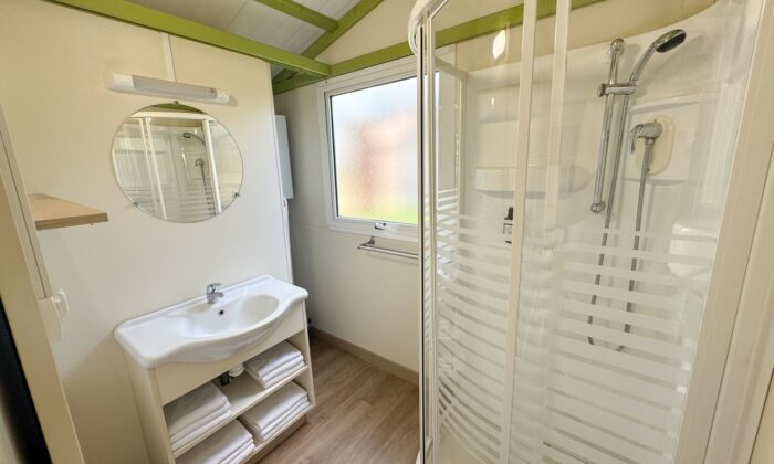 Baño y ducha bungalow samoa