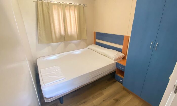 Habitacion de matrimonio de bungalow adaptado