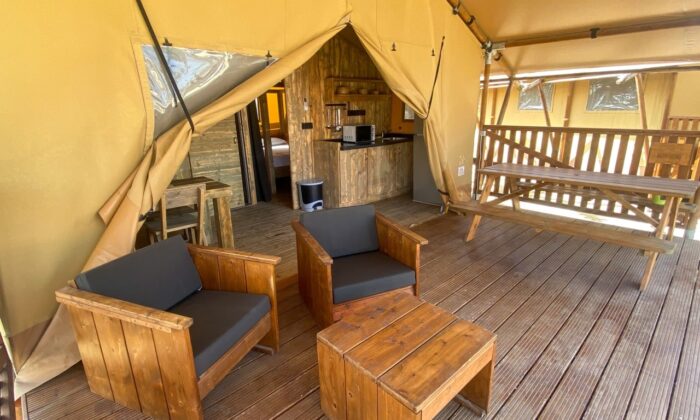 Terraza exterior safari karibu