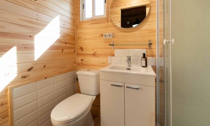 Baño Bungalow Familias Numerosas 9 bano scaled